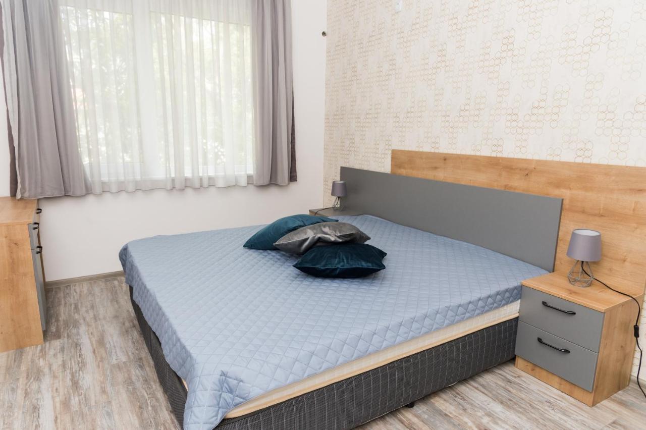Alagen Apartments Burgas Exteriör bild